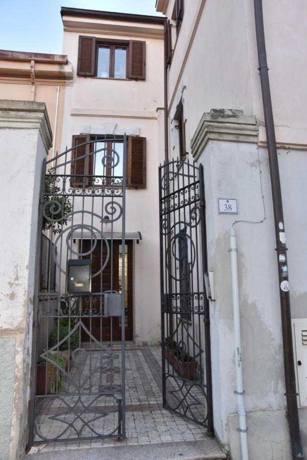 B&B Le Due Isole Nuoro  Buitenkant foto